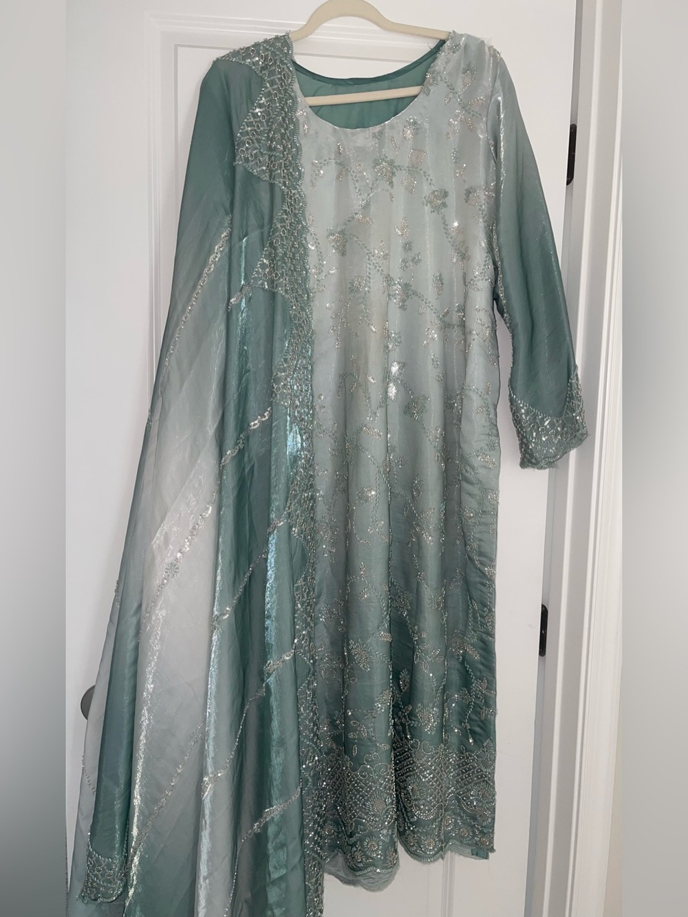 Elegant Seafoam Green Embellished Women's Dress